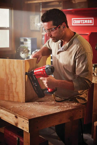 CRAFTSMAN Finish Nailer, 16GA, Oil Free Pump, Pneumatic (CMPFN16K)